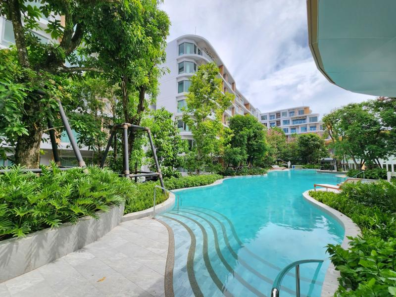 Fully furnished condominium close to Central Phuket and international school.