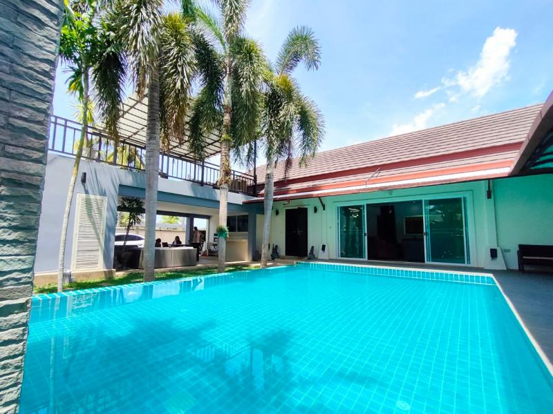 Private pool villa with a big garden and swimming pool in Rawai, Phuket.