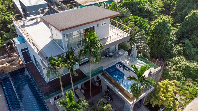 Serenity Villa 8-Bedrooms Villa for Rental in Rawai