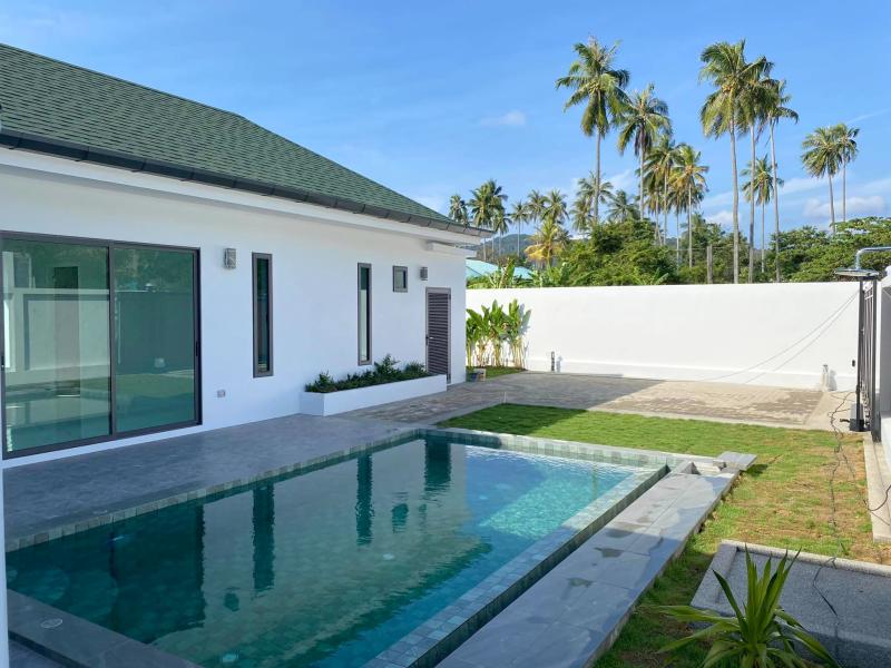 Pool villa for rent in Rawai near Nai Harn beach