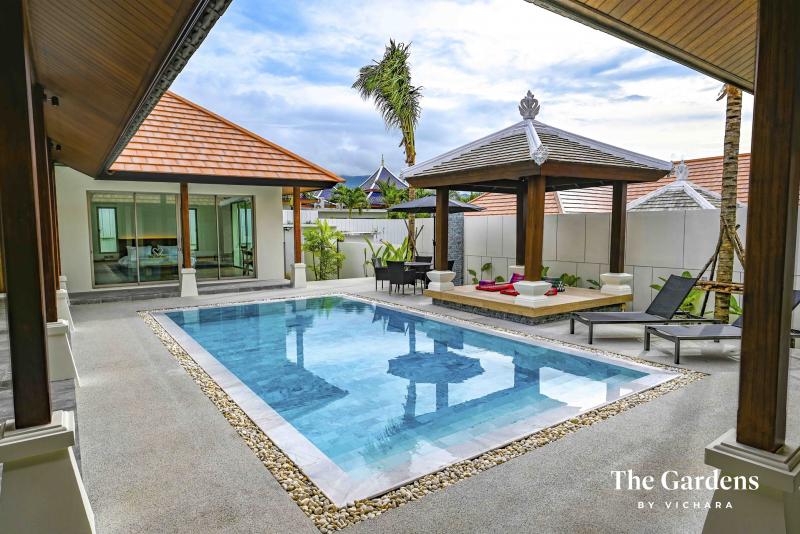 The Garden 3 bedrooms pool villa at Pasak for rent near Bangtao beach