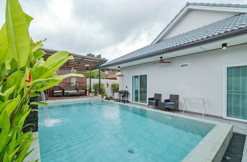 Pool villa for rent 4beds Near Bang tao beach Thalang Phuket
