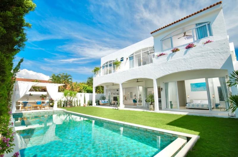 Brand new pool villa 4 Bedrooms for rent near Yanui Beaches