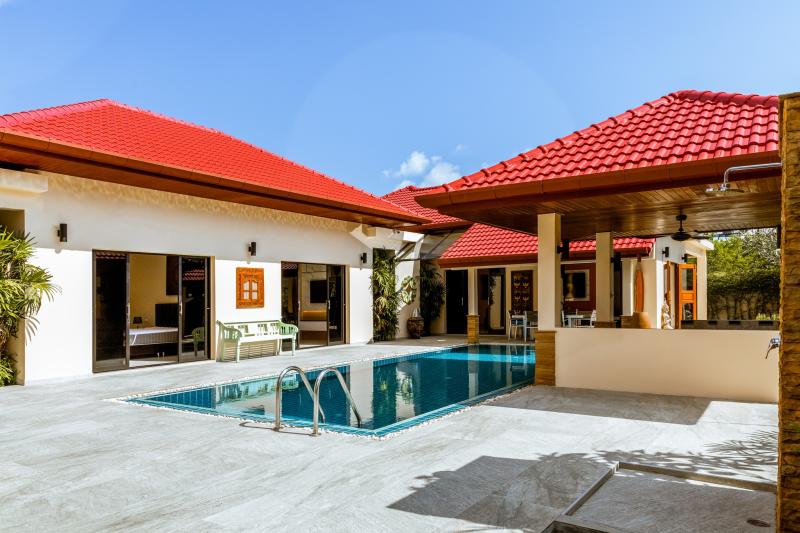 Chalong Pool Villa for Rent Private 3 Bedrooms Home with Pool