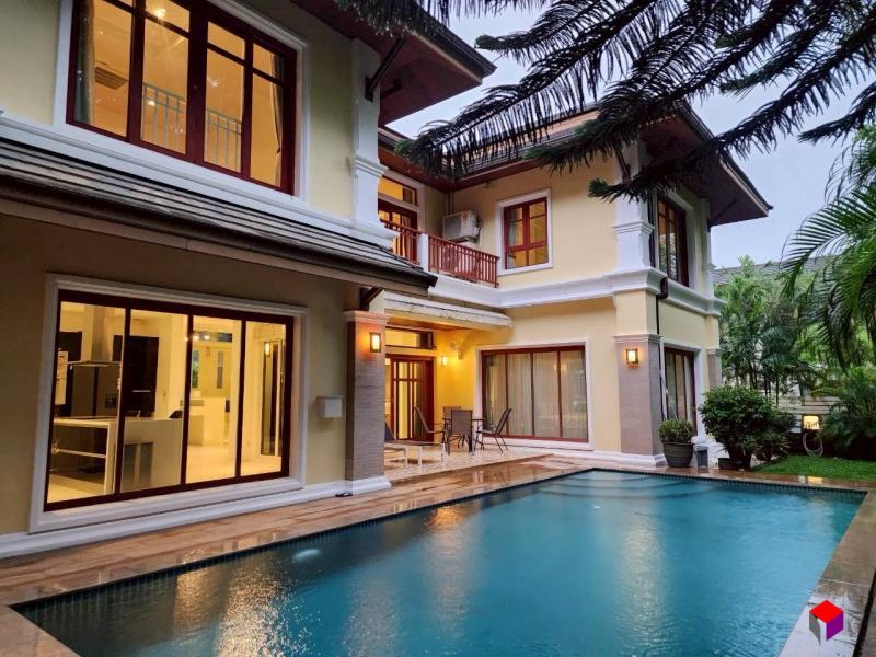 Modern Style 4 Bedrooms Rental Villa near BISP School Phuket
